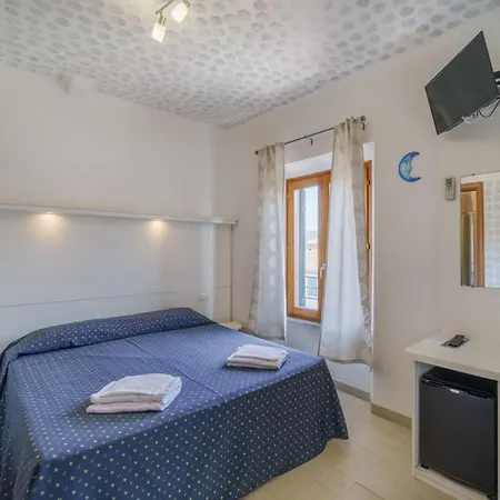 게스트하우스 La Terrazza Sul Mare - Elba Affitti 3*